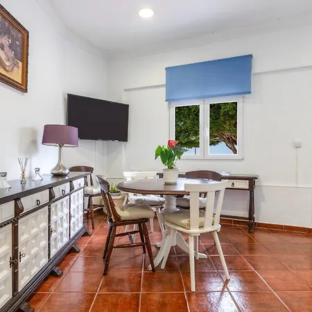 Apartment Vivienda En Calle La Luna *